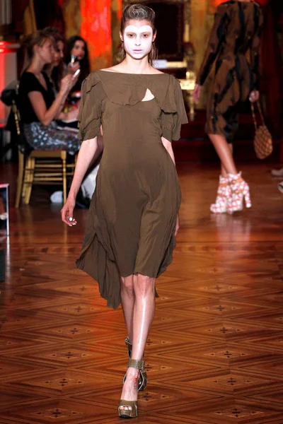 Look 6